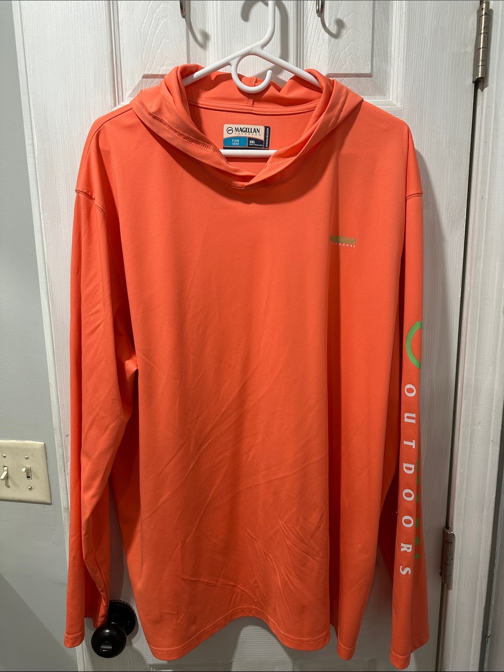 Magellan Outdoors Coral Orange Hooded Fishing Shirt